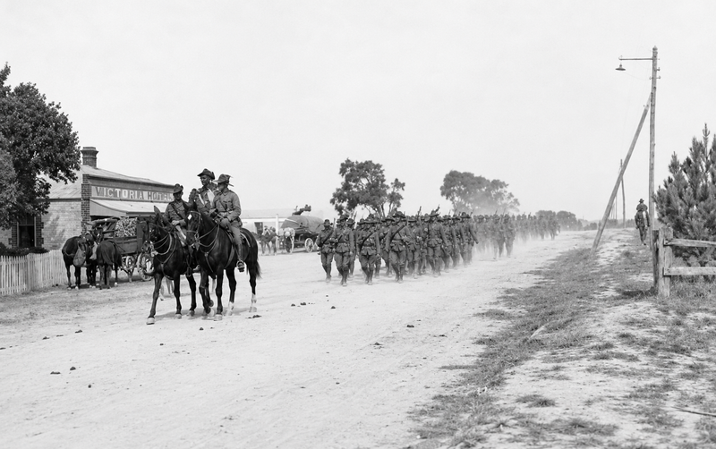 Infantry on the march, Easter 1911
