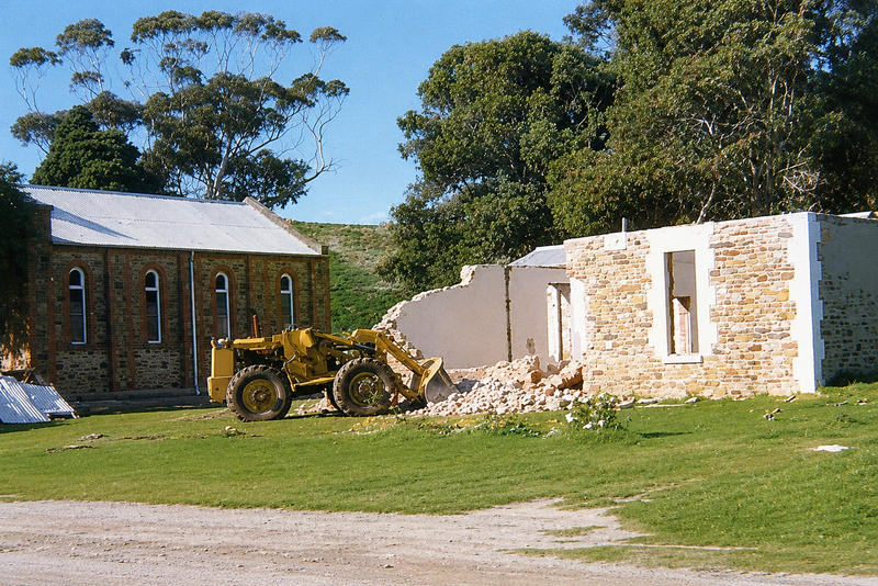 Demolition of the Happy Valley manse, 1983