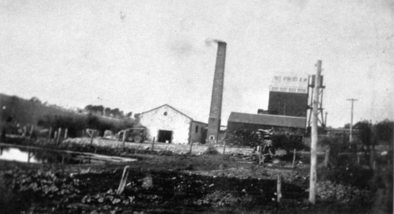 The Reynell distilling house, 1928